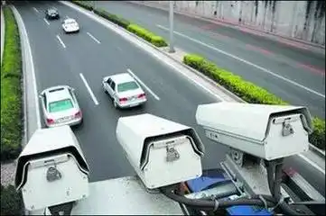  番禺车主注意了这些路段将新增10套电子警察,不想收罚单快快看哦