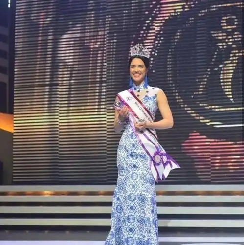  钟丽缇女儿获选美亚军,混血外型亮眼,她爸爸是这一位
