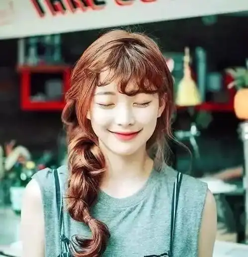  妹子们的新宠骨折刘海,前来报道