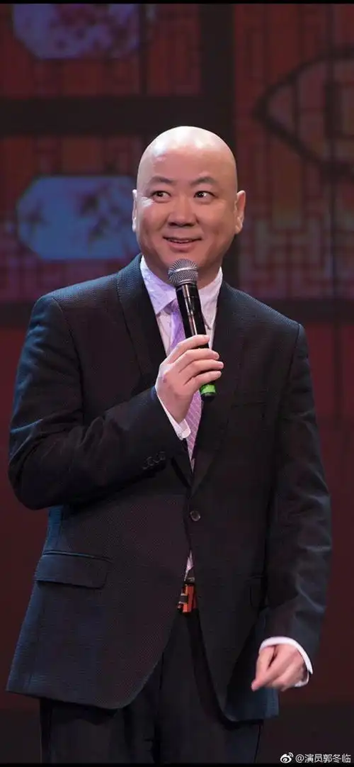  郭冬临开通微博,连发14条,还坚持每个评论都回复