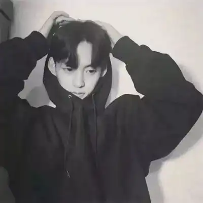  黑白男生丧头像你走吧,我不会想你的苏鹤
