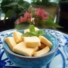  奥罗兰牛奶饼干的功效奥罗兰牛奶饼干图片食材百科