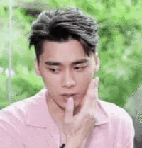  李易峰渐变拿铁肤色上热搜哥,晒后修复做了没