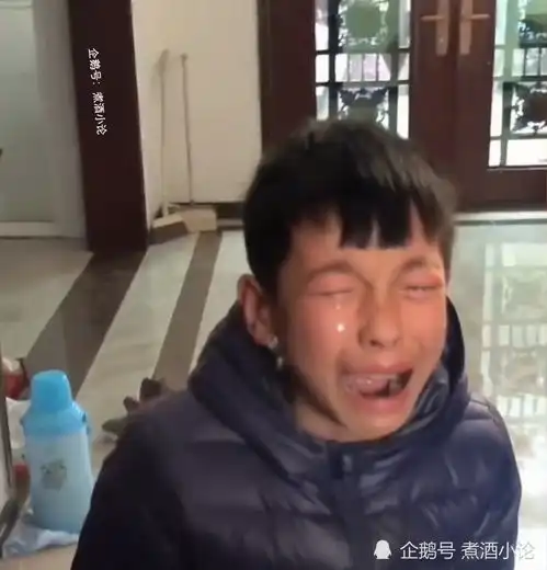  小学生考80多分激动大哭,网友调侃好一个现代版范进中举