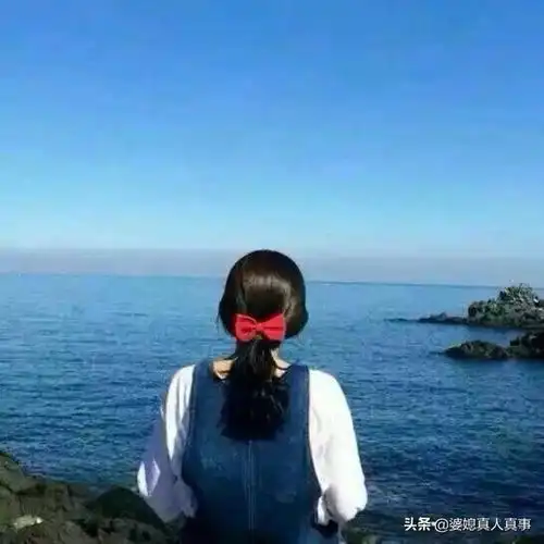 好看头像背影11岁病故