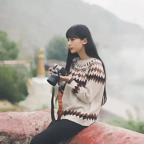  文艺妹子看过来,美型毛衣温暖一冬