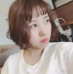  今年流行的全头烫发型,杨幂iu欧美明星都在剪