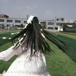  背影头像女生唯美漂亮愿做你的社会小恶魔