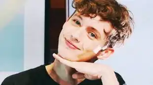 戳爷头像简笔画troye