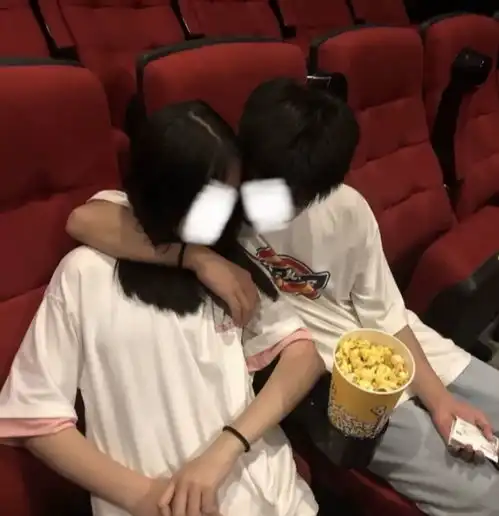  情侣头像2000