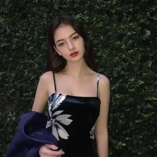  女生御姐单人头像