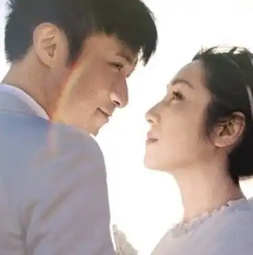  古巨基儿子正面照曝光,52岁老婆生子太不易,儿子颜值高像爸爸