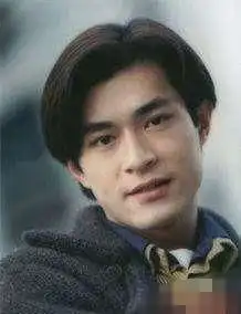  留过郭富城头的明星,任嘉伦终于选对了造型师,陈伟霆港味十足