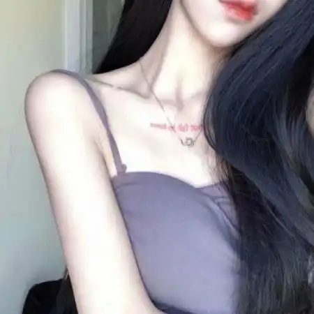  女生头像干净气质,叛逆是美女的个性