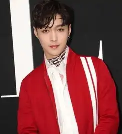  鹿晗张艺兴朱正廷蔡徐坤肖战浓妆艳抹造型谁让你认不出来
