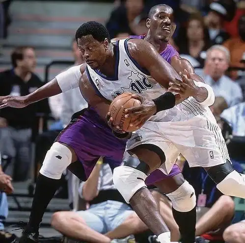  nba五张充满回忆的照片公牛的韦德,灰熊的艾弗森