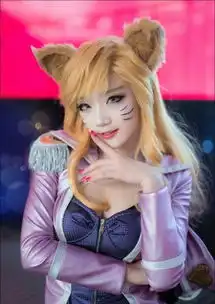  原螺旋猫aza复出精选完美演绎粉红俏皮阿狸