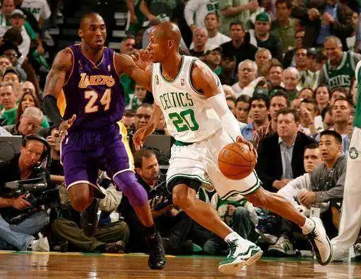 nba96届黄金一代近况一览,科比不幸离世,艾弗森创办三对三篮球联赛