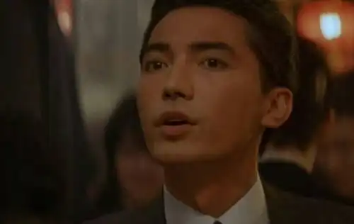  亚洲第一美男,林青霞为看他通宵打麻将,王祖贤是他的迷妹