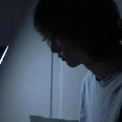  文艺范男生头像好多话忍着憋着男生头像我要个性网