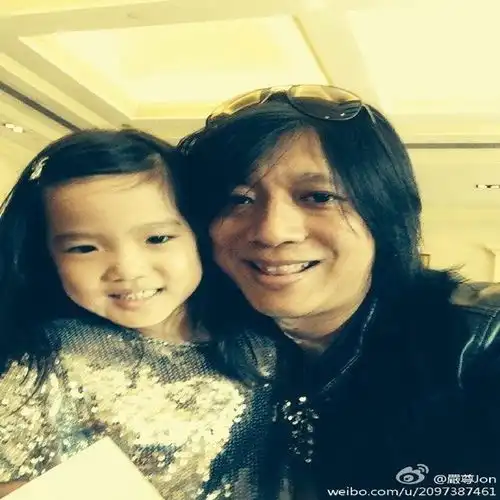 钟丽缇考拉女儿头像