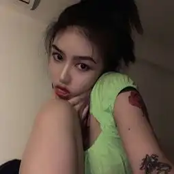  超酷女生头像2019黑暗帅气个性女图