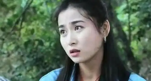 还记得性感女神吴雪雯吗曾比肩邱淑贞,因拒拍风月片被打断肋骨