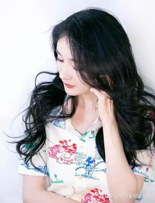  超级女人,杨幂太会穿衣服了,凹凸有致,上身特好看