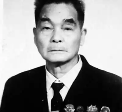 魔怔小学生头像外军