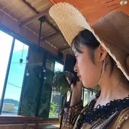  但她是例外,这狗粮我们愿意
