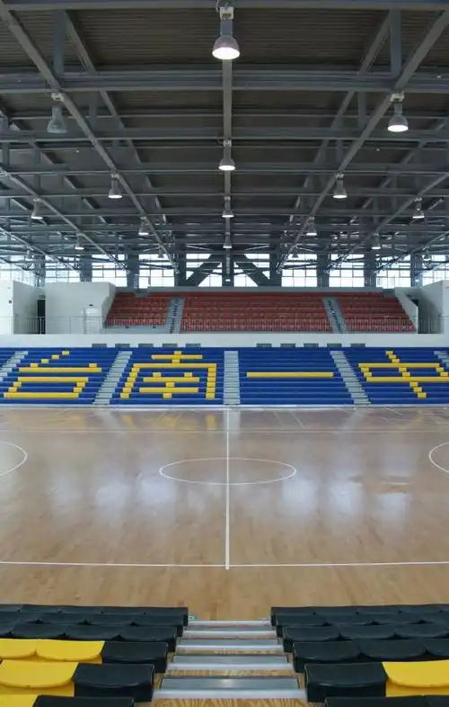  篮球场地设计装修效果图