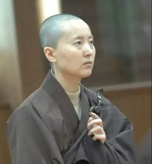  捐赠器官被命名行星朋友帮养儿,这十位明星的离世,令人惋惜