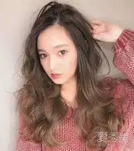  流行发型适合不同脸型的中长发烫发慵懒随意总有一款适合你