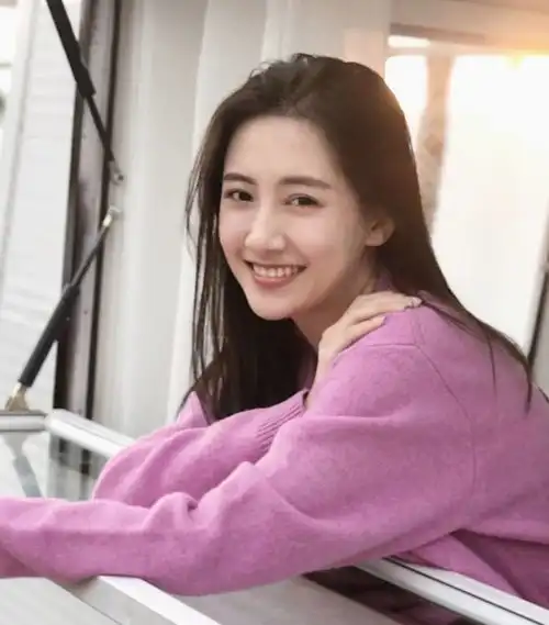  花垣城姐妹团现代装有多好看看到她简直认不出