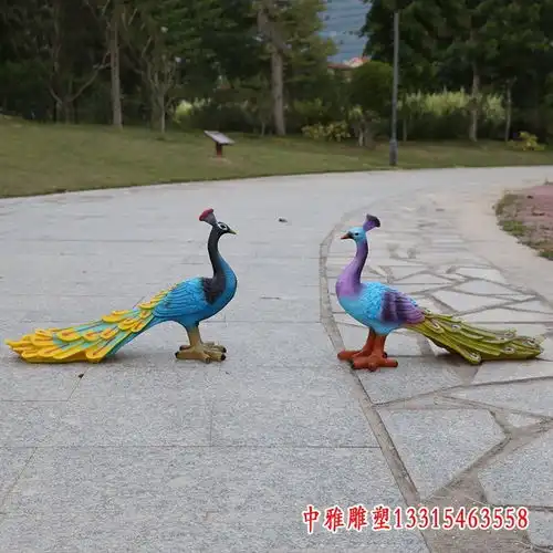  玻璃钢仿铜抽象孔雀动物雕塑梧州孔雀动物树脂雕塑订制