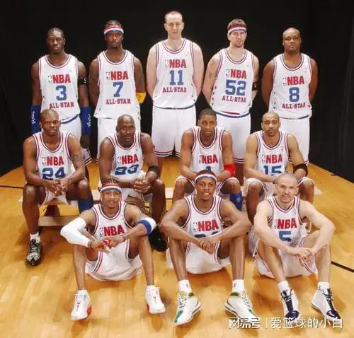  2003年全明星赛,麦迪艾弗森让出首发,为什么乔丹偏偏接受卡特