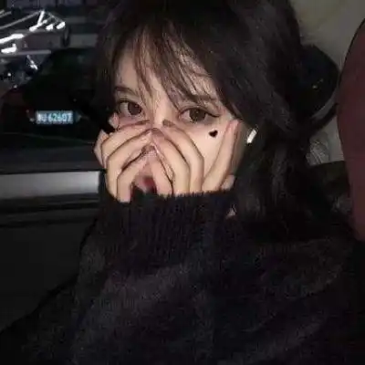  高冷御姐范女神头像