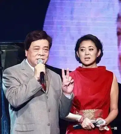  当年,倪萍评教授,赵忠祥大喊倪萍一个小丫头凭啥跟我一个级别