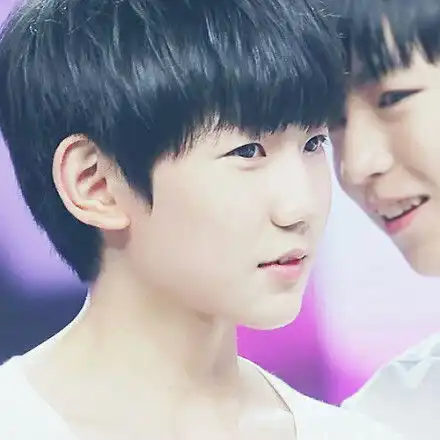 tf家族王源王俊凯易烊千玺tfboys正太