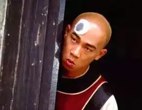  鹿鼎记中,海大富是崆峒派高手武功很高,为什么要进宫当太监