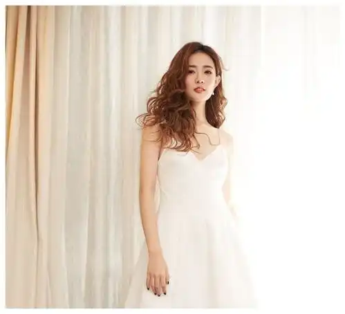  徐璐最美的六套装束,一身红色纱裙,宛如人间仙子