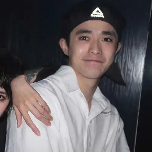  情侣头像考场如法场生死关键生不如死