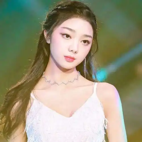  创造101里一个颜值争议巨大的不标准美人李紫婷