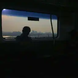  丧到极致的背景图压抑黑暗高清图片