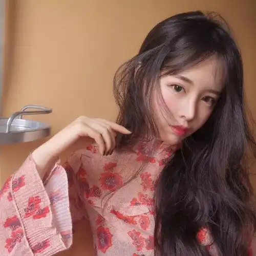  2018超受欢迎的卷发,减龄又时髦手把手