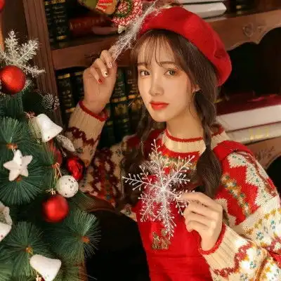  微信圣诞帽头像女生好看又可爱的圣诞节女头像2019