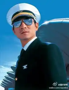 张国荣古天乐胡歌杨洋电倒你盘点中外男星的制服诱惑