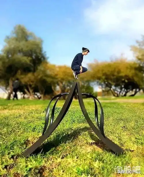  旅行必备一学就会教你几招拍有趣的创意错位照