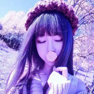 女生头像梦幻紫蓝色