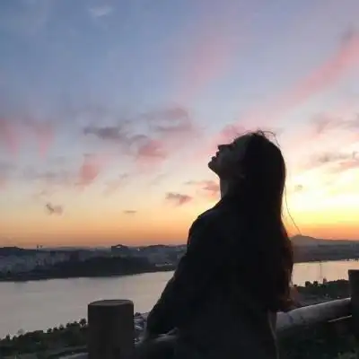 好看头像背影11岁唯美
